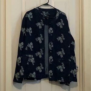 Very good condition jacket lightweight